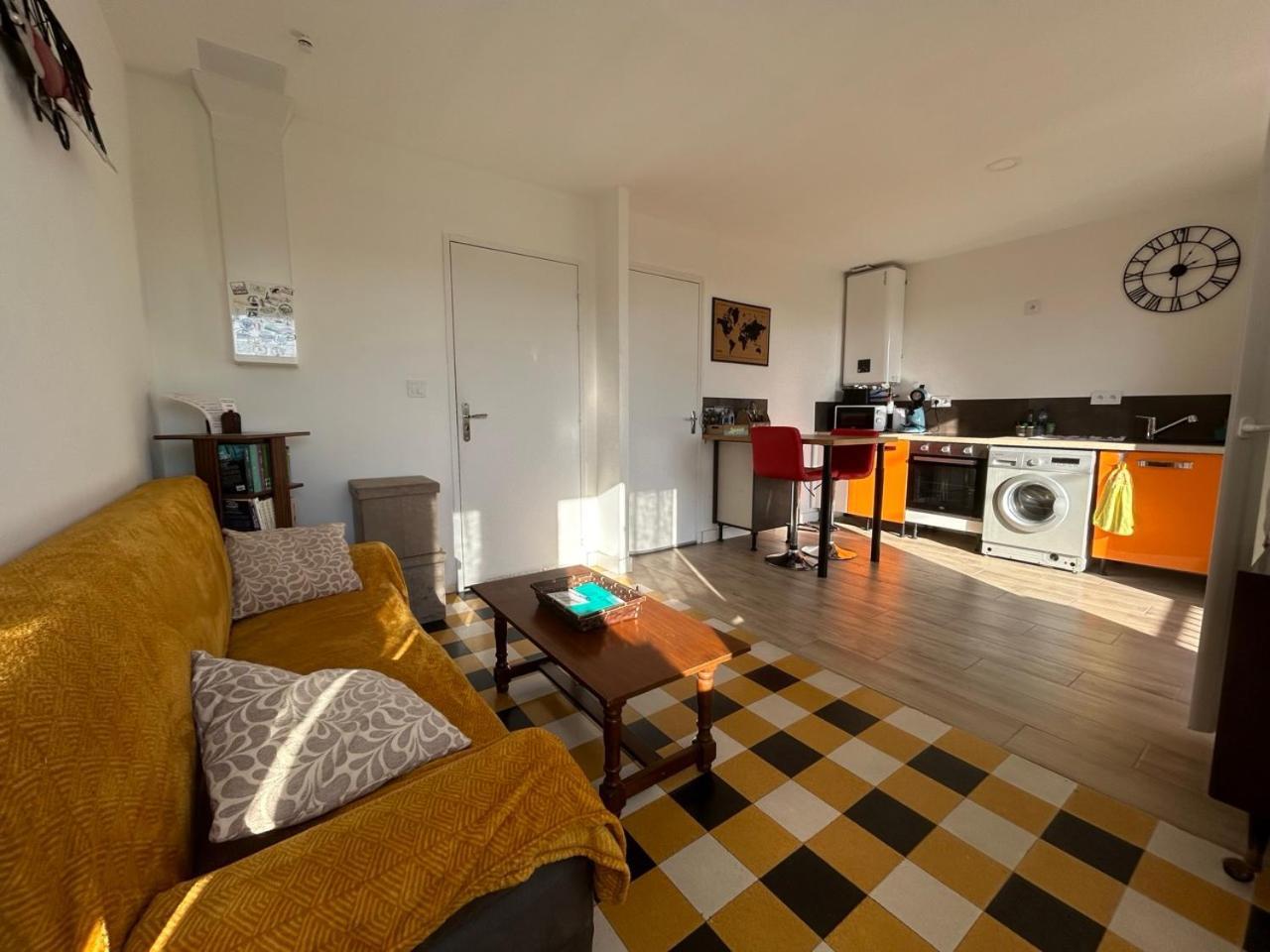 Les Voyages De Romane Apartment *